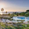 Garden level with sea view for 6 people