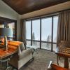Premium Luxury Three Bedroom Suite with Two Hot Tubs apartment hotel