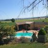 Adorable guest house with piscine