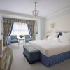 150 Piccadilly, Westminster, London W1J 9BR, England.