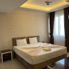 Grand Black Hotel