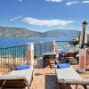 Villa Ireni Waterfont