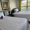 Colony Club Inn & Suites