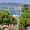 REF 1478 - Cannes Croisette - Sea view apartment for rent