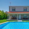 La casa de los illos, casa completa con piscina en Sanxenxo