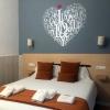 Hostal Live Natura Barcelona