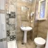 Airys B&B - Holiday House
