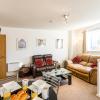 Pass the Keys 2 Bedroom Apartment with Parking