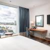 Waterview Dr, Greenwich Peninsula, London SE10 0TW, England.