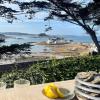 Premium holiday home with sea view, Plougasnou