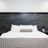 Sapphire Inn & Suites