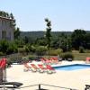 Le soleil d Eugènie appartement dans résidence avec Piscine commune près de Carcassonne