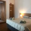 AZORES HOLIDAYS HOUSE -B&B - Suites - Self Check-in KEYBOARD