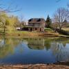 Maison de campagne avec lac privé