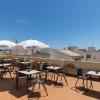 Hostal Doris - Adults Only