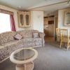 6 Berth Caravan In Hunstanton, Ideal For Seaside Holidays Ref 13004l