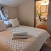 Les Penyetes Boutique Bed and Breakfast