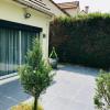 Studio indépendant dans une maison avec jardin