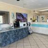 Hole Inn the Wall Hotel - Fort Walton Beach - Sunset Plaza - nearby Beaches & Hurlburt