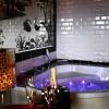 Appartement romantique avec jacuzzi et terrasse