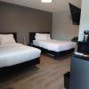 Travelers Inn