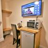 Central Studios Gloucester Place by Roomsbooked