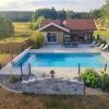 Maison avec piscine, jacuzzi et sauna