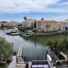 Charmante marina à Aigues Mortes