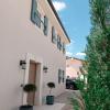 Casa Leccino