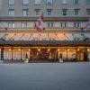 1228 Sherbrooke St. West, Montreal, H3G 1H6 Canada.