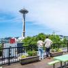 1BR Condo, Air Conditioning, FREE Parking, Rooftop View