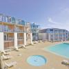 Apartment with pool and sea view in Brittany