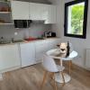 cosy, spacieux, avec balcon, au calme