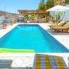 Archondia House - Holiday Apartments With Pool