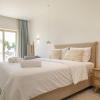 Golden sea suites