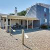 Bandon Home with Patio, Steps to South Jetty Park