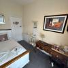 The Lyndhurst Guest House