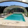 Villa with covered and heated swimming pool