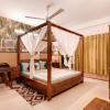 House of Comfort , Noida - Premium Stay With Kitchen Access