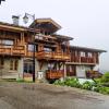 Chalet de 5 chambres avec sauna terrasse amenagee et wifi a Champagny en Vanoise a 1 km des pistes