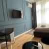 ROOM 44
