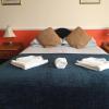 Welbeck Hotel - Close to Beach, Train Station & Southend Airport