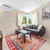 Stylish 1 Bedroom Apartment ~ New Farm