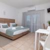 Atalaia Sol Aparthotel - tennis & heated pool in winter