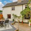4 Bed in Markeaton 88665