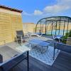 Villa avec piscine à 10 min des plages.