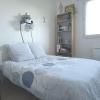 Chambre calme dans un appartement lumineux