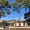 Villa piscine bord de foret