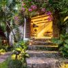 Stone House, Jalan Tirta Tawar, Kutuh Kaja, Ubud, Bali, Indonesia.