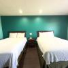 Razorback Inn